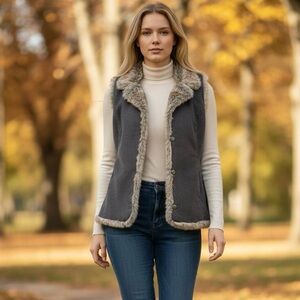 J. Jill Women’s Faux Fur Gray Button-Up Vest ~ Size M